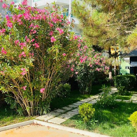 Rumar Hotel Durres Bagian luar foto