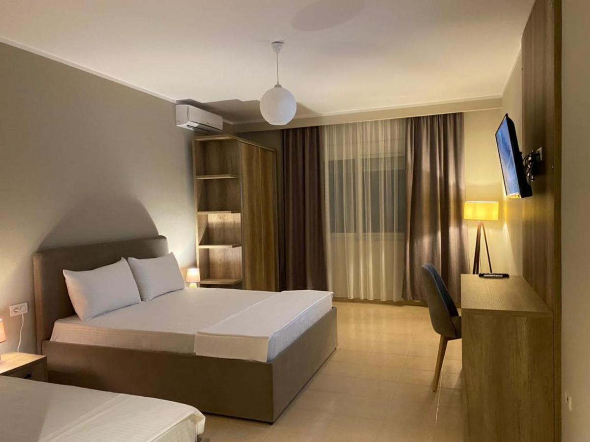 Rumar Hotel Durres Bagian luar foto