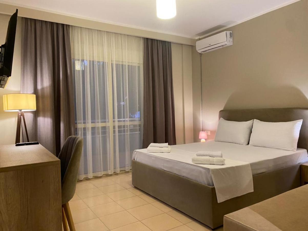 Rumar Hotel Durres Bagian luar foto