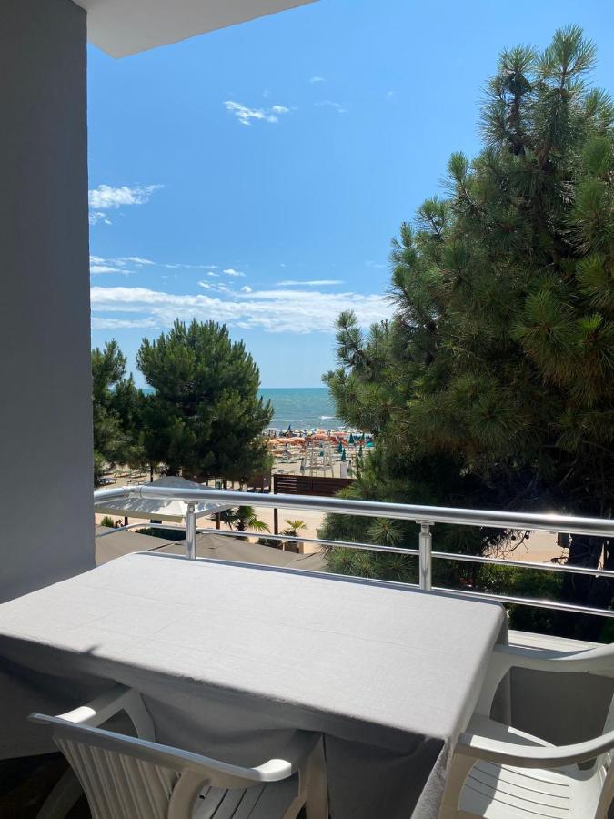 Rumar Hotel Durres Bagian luar foto