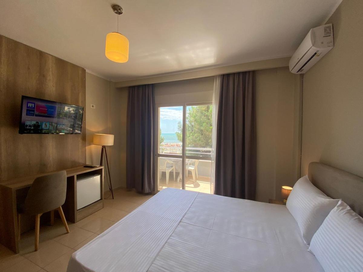 Rumar Hotel Durres Bagian luar foto